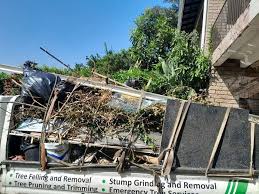 Best Commercial Junk Removal  in Picnic Point, WA